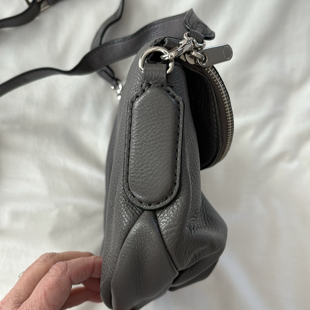 Marc By Marc Jacobs Leather Cross Body Bag Silver - Picture 4 of 16